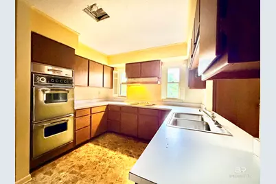 605 E Cumberland Road, Mobile, AL 36608 - Photo 26