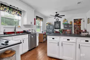 11525 Brenda Rd, Fairhope, AL 36532 - Photo 12
