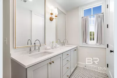 412 Fairhope Avenue #301, Fairhope, AL 36532 - Photo 6