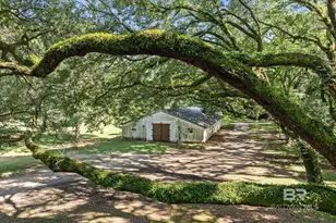 8617 Dyer Rd, Fairhope, AL 36532 - Photo 2