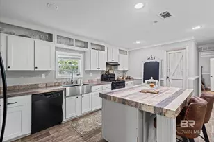 7610 Yellow Rose Ln, Fairhope, AL 36532 - Photo 2