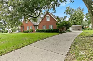 207 Perdido Ave, Fairhope, AL 36532 - Photo 2