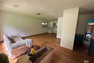 711 Wilshire Rd, Mobile, AL 36609 - Photo 2