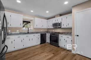 1409 E Fairway Dr, Gulf Shores, AL 36542 - Photo 36