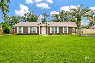 413 W Palm Ave, Foley, AL 36535 - Photo 1