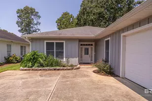 105 Oak Bend Ct, Fairhope, AL 36532 - Photo 2