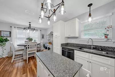8917 Shoenight Circle, Foley, AL 36535 - Photo 10