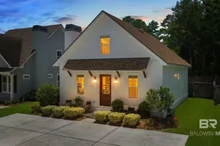 273 Westley St, Fairhope, AL 36532 - Photo 2