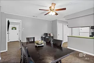 5612 N Vista Bonita Dr, Mobile, AL 36609 - Photo 10