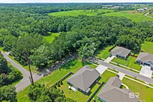 705 Calibre St, Fairhope, AL 36532 - Photo 76