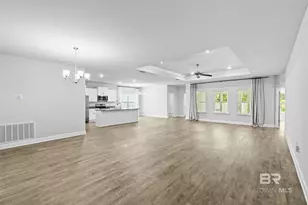 705 Calibre St, Fairhope, AL 36532 - Photo 4