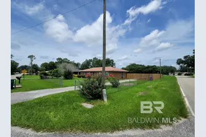 200 W Sycamore Avenue, Foley, AL 36535 - Photo 18