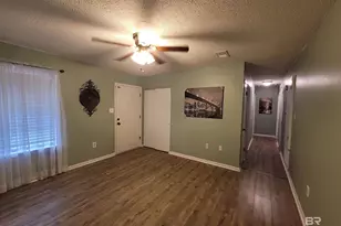 200 W Sycamore Ave, Foley, AL 36535 - Photo 2
