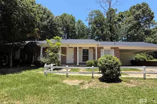 121 Windsor Dr, Daphne, AL 36526 - Photo 1
