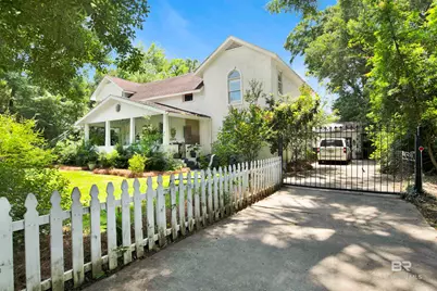 100 S Ingleside Street, Fairhope, AL 36532 - Photo 2