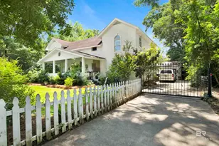 100 S Ingleside St, Fairhope, AL 36532 - Photo 2