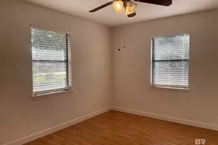 1303 N Cedar St, Foley, AL 36535 - Photo 8