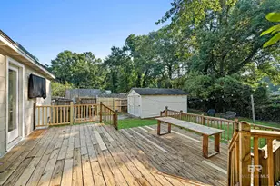 205 Pinehill Dr, Mobile, AL 36606 - Photo 28