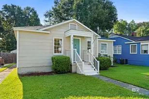 205 Pinehill Dr, Mobile, AL 36606 - Photo 2