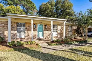 2758 Brevard Dr, Mobile, AL 36606 - Photo 2