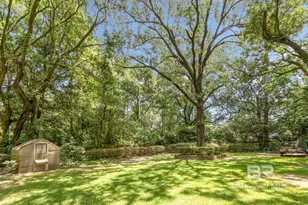3909 Hillcrest Ln, Mobile, AL 36693 - Photo 6