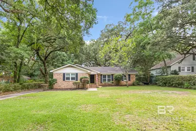 3909 Hillcrest Lane, Mobile, AL 36693 - Photo 2