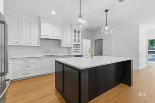 6120 Oakwood Ln, Fairhope, AL 36532 - Photo 2