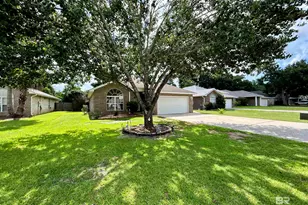 7198 Raintree Ln, Gulf Shores, AL 36542 - Photo 2