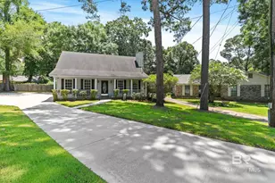 110 Iris Cir, Daphne, AL 36526 - Photo 4