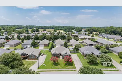 204 Farringdon Boulevard, Fairhope, AL 36532 - Photo 2