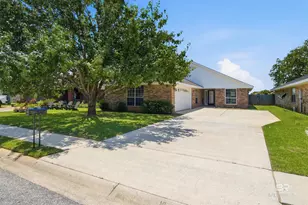 2704 Hampton Park Cir, Foley, AL 36535 - Photo 2