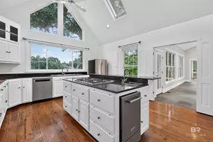 213 Rock Creek Pkwy, Fairhope, AL 36532 - Photo 4
