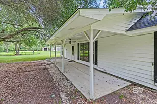 34750 Oak Ln, Stapleton, AL 36578 - Photo 8