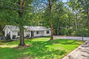 415 Forester Ave, Fairhope, AL 36532 - Photo 2