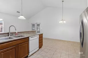 410 Dolphin Ave, Gulf Shores, AL 36542 - Photo 10