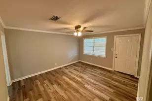 466 Pinehill Dr, Mobile, AL 36606 - Photo 8