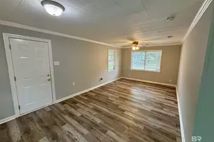 466 Pinehill Dr, Mobile, AL 36606 - Photo 4