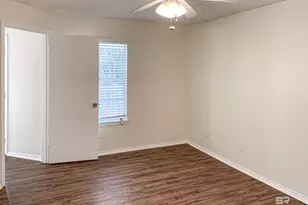 5608 Cottage Hill Dr, Mobile, AL 36609 - Photo 6