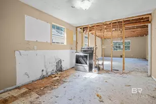 401 Frederick Ave, Fairhope, AL 36532 - Photo 6