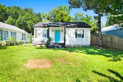 403 N Pine Street, Foley, AL 36535 - Photo 2
