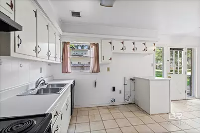 108 Mohawk Street, Mobile, AL 36606 - Photo 8