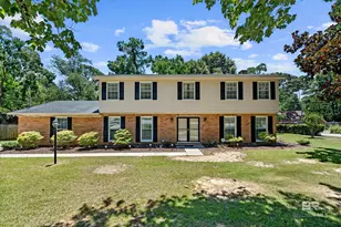 102 Iris Cir, Daphne, AL 36526 - Photo 2