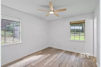 915 Caroline Avenue, Daphne, AL 36526 - Photo 24