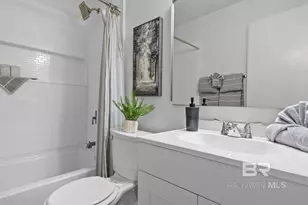915 Caroline Ave, Daphne, AL 36526 - Photo 32
