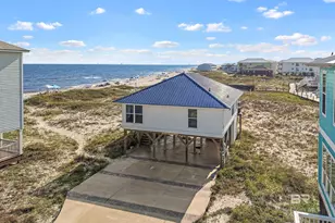 301 Boykin Ct S, Gulf Shores, AL 36542 - Photo 2