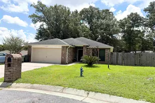 2007 Gren Mill Ct, Cantonment, FL 32533 - Photo 1