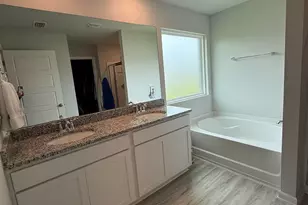 13643 Paris Cir, Spanish Fort, AL 36527 - Photo 10