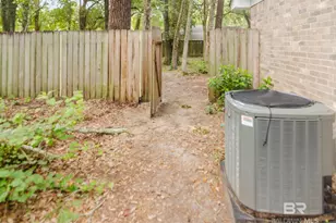 105 Plaza Cir, Daphne, AL 36526 - Photo 36
