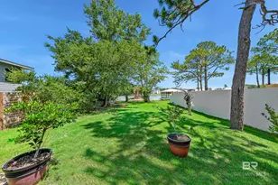 810 W Canal Dr, Gulf Shores, AL 36542 - Photo 4