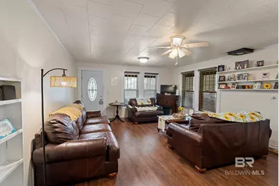 615 W Section Avenue, Foley, AL 36535 - Photo 6